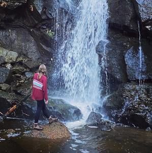 Meet your Posher, Yoni